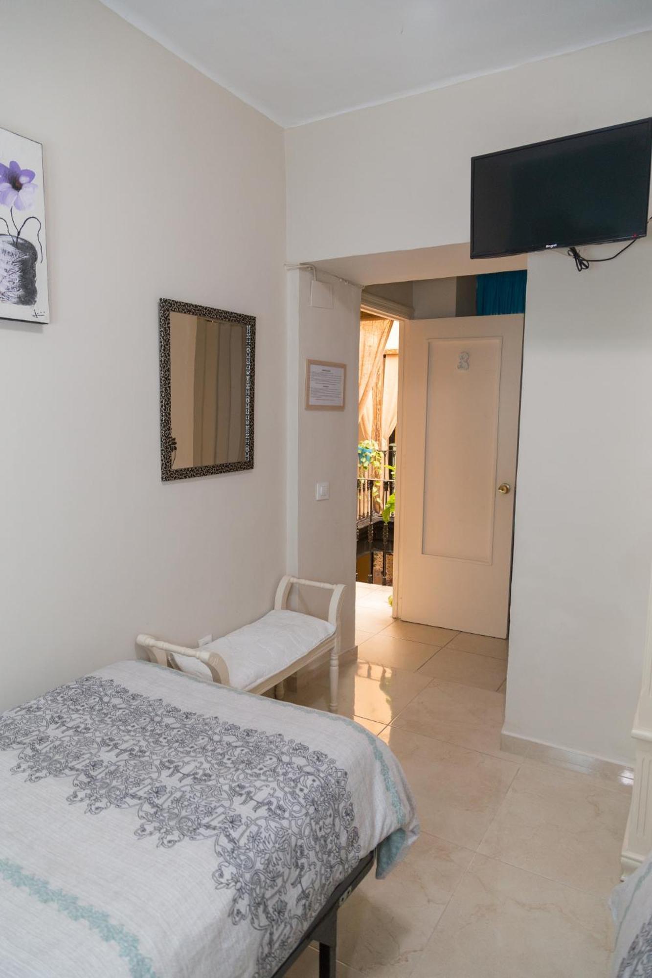 Pension Internacional Cordoba Room photo